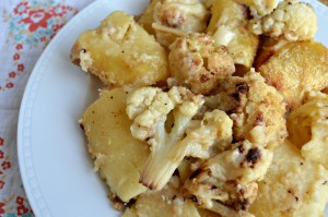 Baked pasta with cauliflower