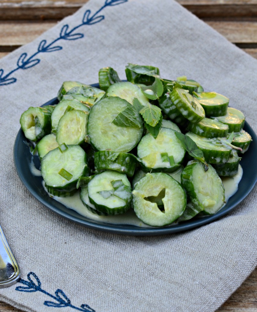 cucumber salad yogurt dressing