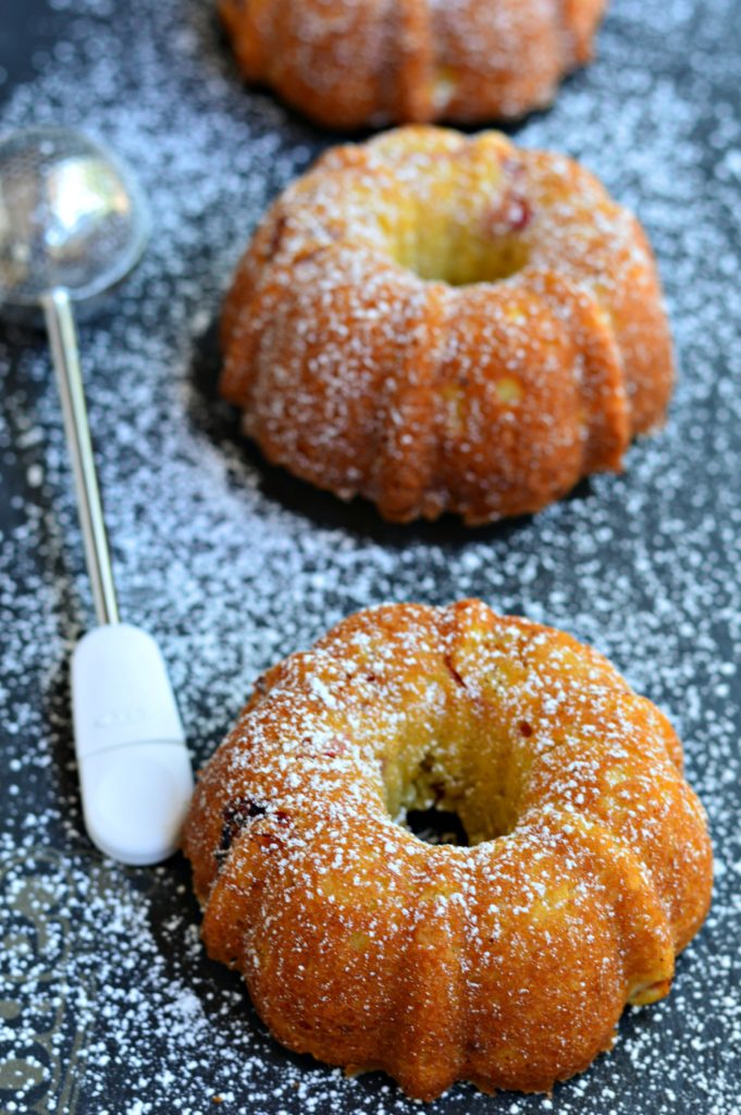 rhubarb bundt cake