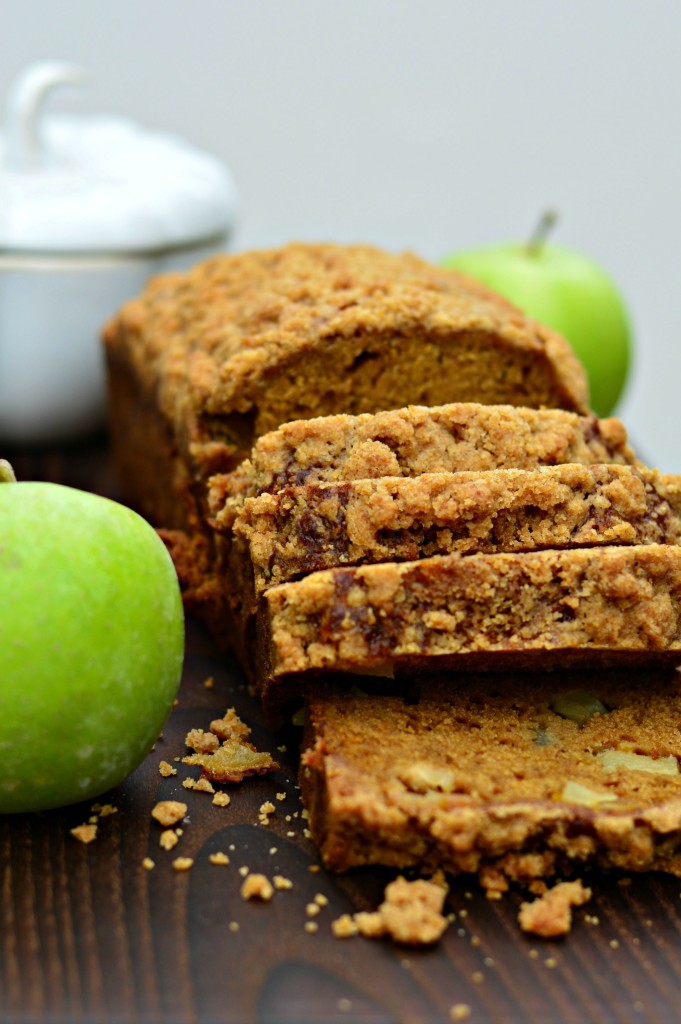 pumpkin apple bread