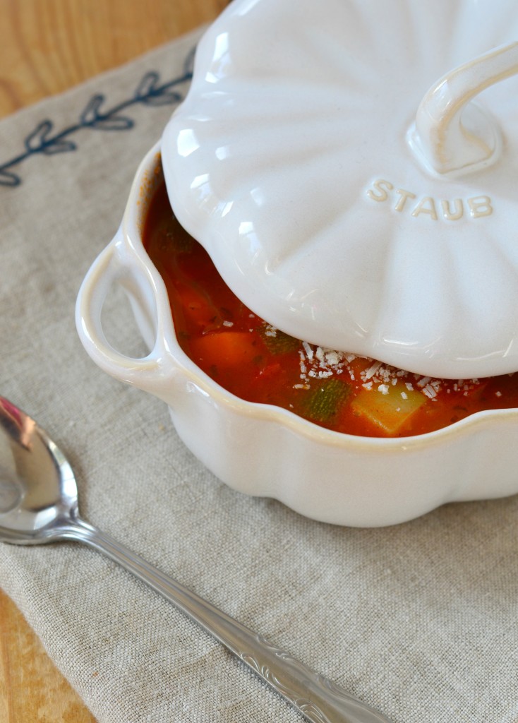 staub pumpkin cocotte