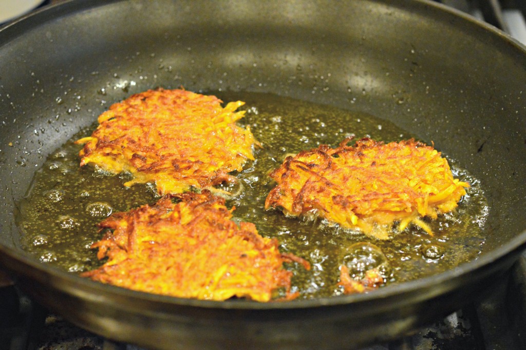 frying latkes