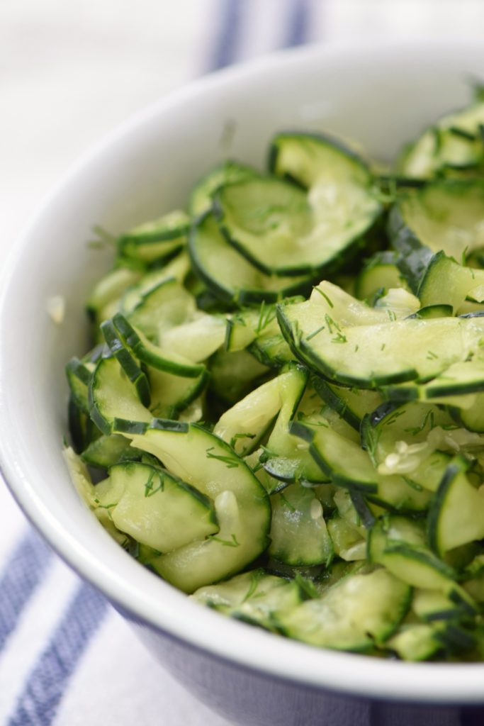 quick pickled cucumbers