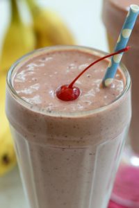 banana split smoothie recipe