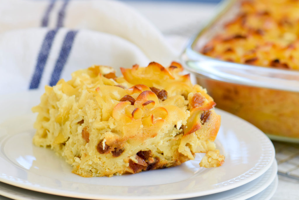 noodle kugel with raisins