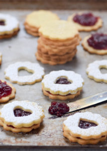 heart linzer cookies