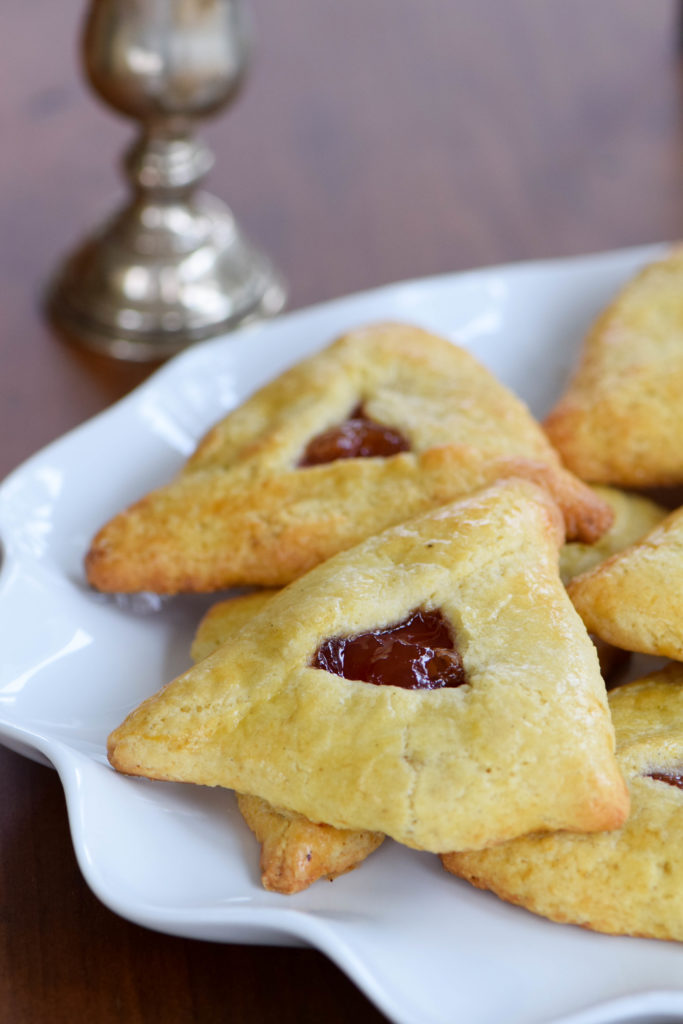 hamantaschen with jam