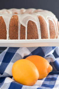 poppy seed cake lemon glaze