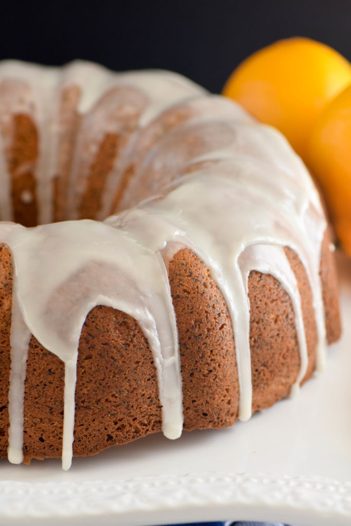 poppy seed cake lemon glaze