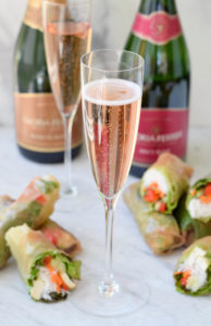 vietnamese summer rolls with sparkling wine