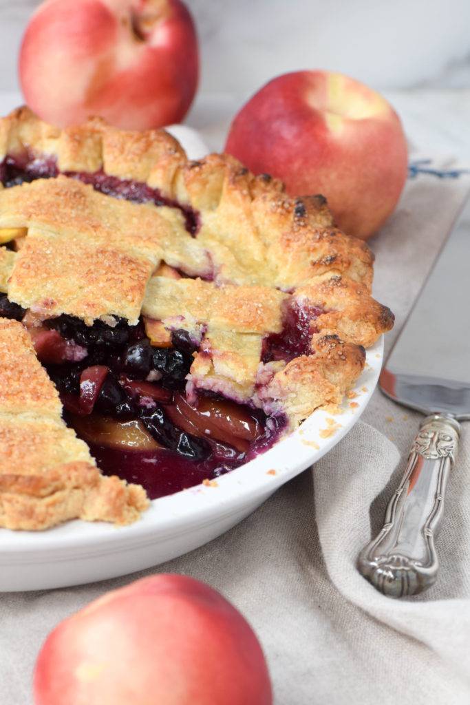 peach blueberry pie