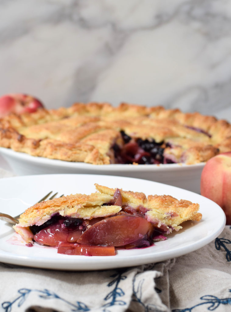 peach blueberry pie