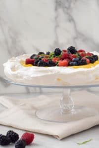 pavlova fruit curd