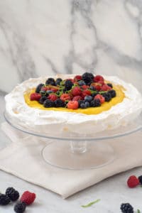 pavlova fruit curd