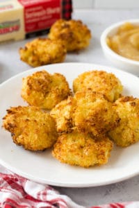 macaroni and cheese balls